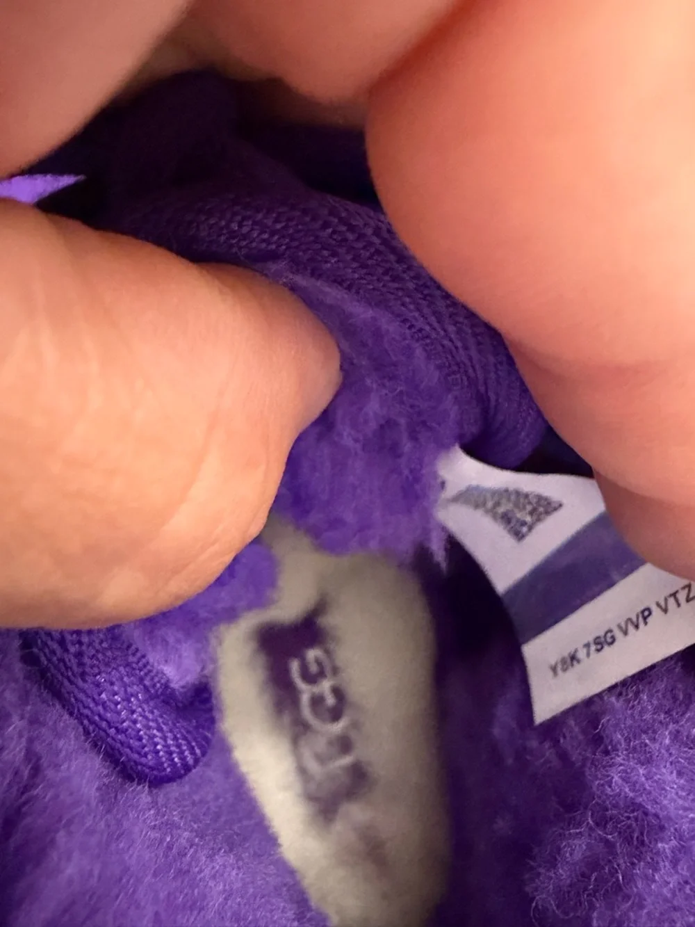 UGG Kids Neumel II boots, purple suede upper and a cozy wool lining Size 11 kids - Picture 7 of 8